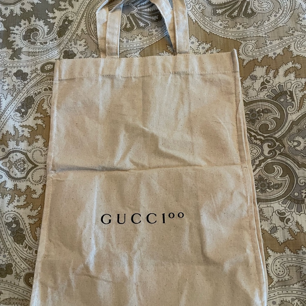 Gucci dust bag